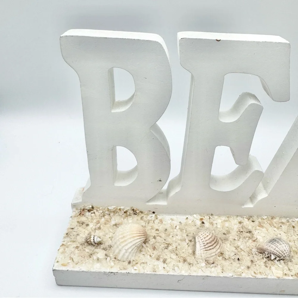 BEACH Themed Picture Frame Sand and Shell Finish 2.5 x 3.5 Inch Photo Frame NWT
